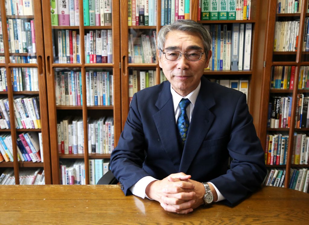 代表者ごあいさつ TOMS 田中会計グループ 富山県氷見市の会計事務所・税理士法人。会計、税務、など業務の枠にとらわれず、様々な専門家